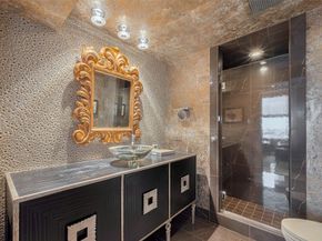 915 Franklin Street 9N, Houston TX 77002