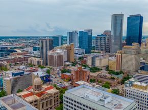 915 Franklin Street 9N, Houston TX 77002
