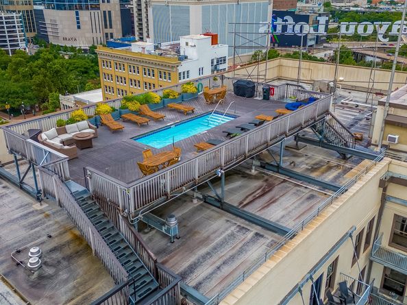915 Franklin Street 9N, Houston TX 77002
