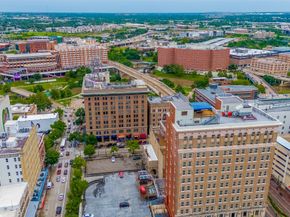915 Franklin Street 9N, Houston TX 77002