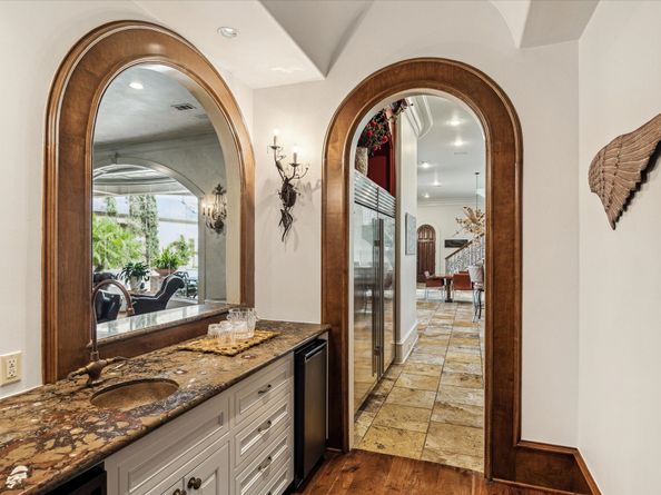 3643 Olympia Drive, Houston TX 77019