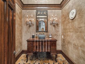 3643 Olympia Drive, Houston TX 77019