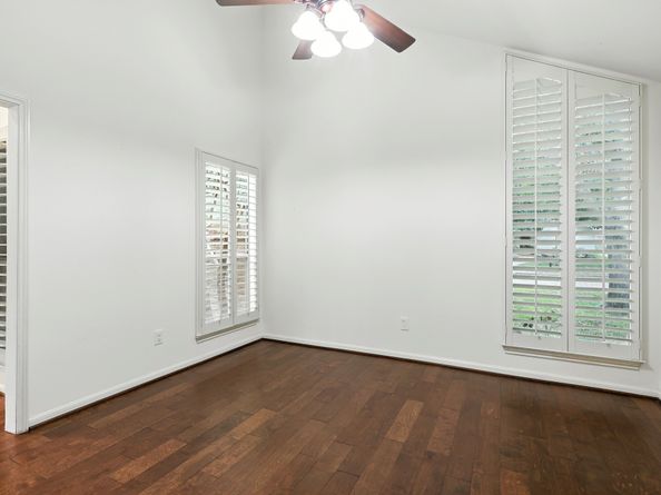 2618 Fontana Drive, Houston TX 77043