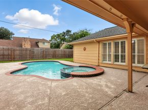 2618 Fontana Drive, Houston TX 77043
