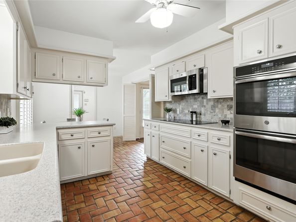 2618 Fontana Drive, Houston TX 77043