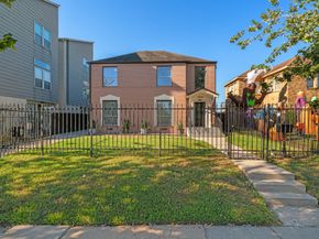 1926 Blodgett Street, Houston TX 77004