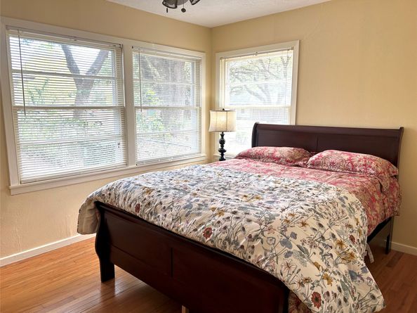 4046 Woodfin Street, Houston TX 77025