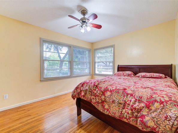 4046 Woodfin Street, Houston TX 77025