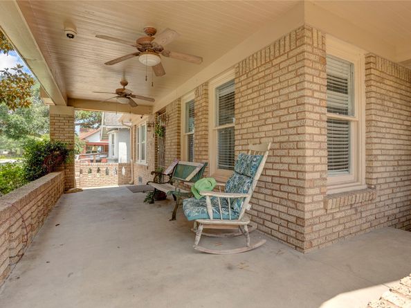 5221 Mulford Street, Houston TX 77023