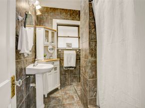 5221 Mulford Street, Houston TX 77023