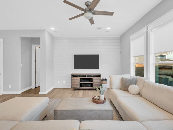 603 Vincent Street, Houston TX 77009