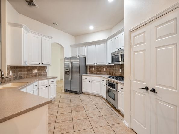 47 Dresden Place, The Woodlands TX 77382