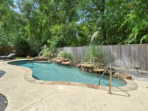 47 Dresden Place, The Woodlands TX 77382
