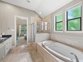 1129 Sherwood Run, Houston TX 77043