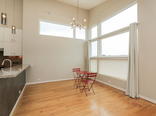 1909 Oakdale Street, Houston TX 77004