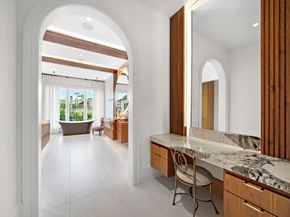 3649 Chevy Chase Drive, Houston TX 77019
