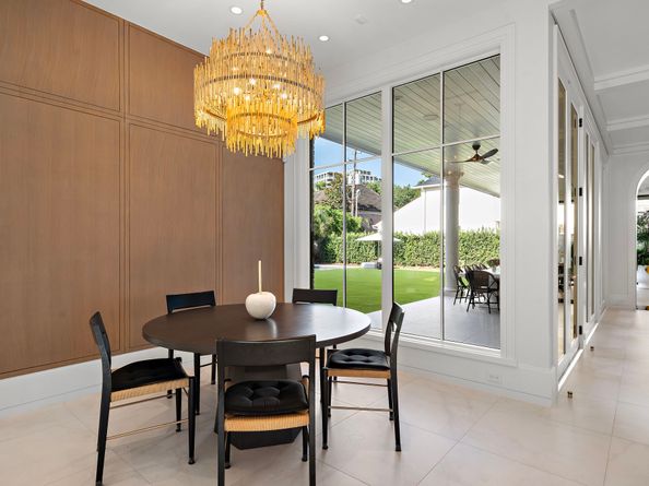 3649 Chevy Chase Drive, Houston TX 77019