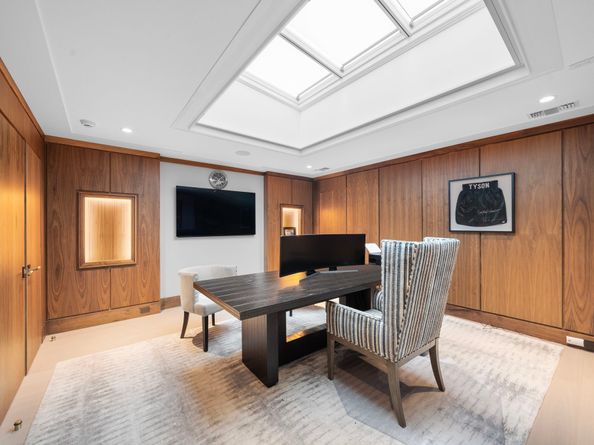 3649 Chevy Chase Drive, Houston TX 77019