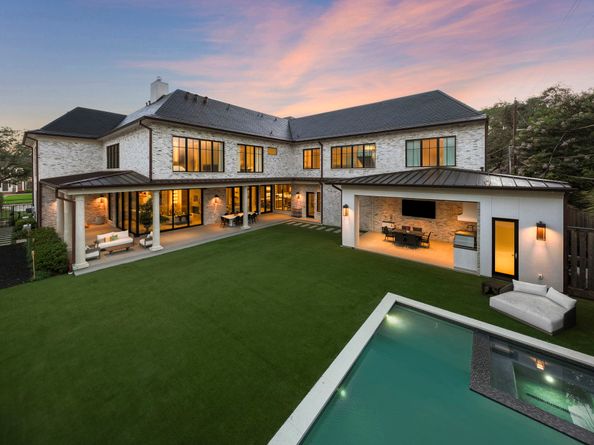 3649 Chevy Chase Drive, Houston TX 77019