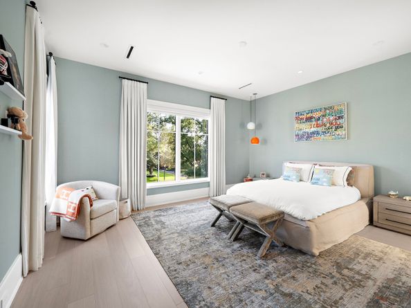 3649 Chevy Chase Drive, Houston TX 77019