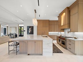 3649 Chevy Chase Drive, Houston TX 77019