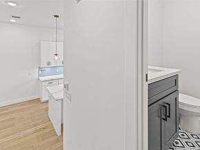 2811 Anita Street, Houston TX 77004