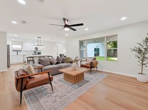 2914 Riata Lane, Houston TX 77043