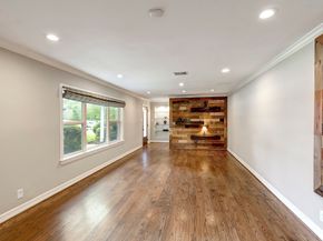 6107 Queenswood Lane, Houston TX 77008