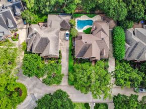 854 Plainwood Drive, Houston TX 77079