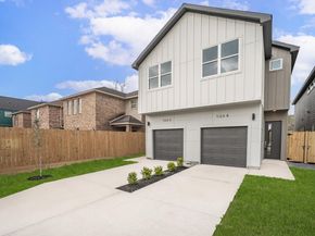 7120 Eastwood Street, Houston TX 77021
