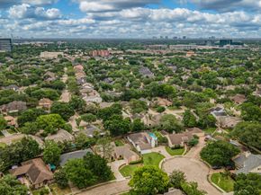 1039 Honey Hill Drive, Houston TX 77077