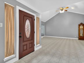 1039 Honey Hill Drive, Houston TX 77077