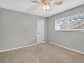 1039 Honey Hill Drive, Houston TX 77077