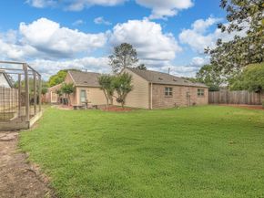 1039 Honey Hill Drive, Houston TX 77077