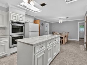 1039 Honey Hill Drive, Houston TX 77077