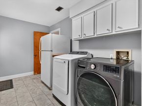 1039 Honey Hill Drive, Houston TX 77077