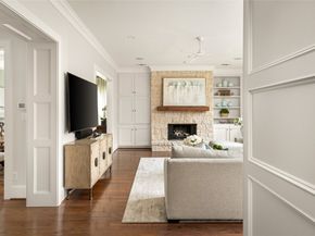4605 Huisache Street, Bellaire TX 77401