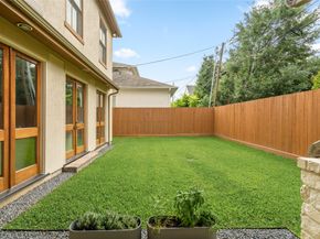 4605 Huisache Street, Bellaire TX 77401