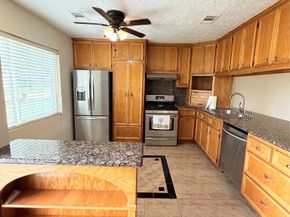 10319 Dunvegan Way, Houston TX 77013