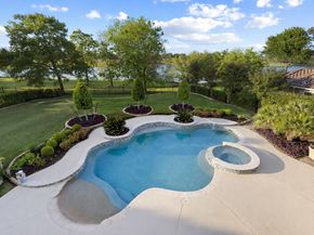 82 Manor Lake Estates Circle, Spring TX 77379