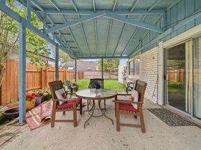 7642 Candlegreen Lane, Houston TX 77071