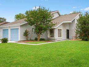 7642 Candlegreen Lane, Houston TX 77071