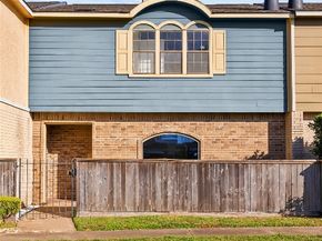 10715 Sandpiper Drive, Houston TX 77096