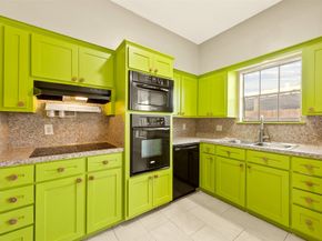 10715 Sandpiper Drive, Houston TX 77096
