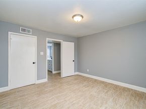 8421 Hearth Drive 31, Houston TX 77054