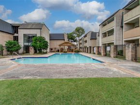 8421 Hearth Drive 31, Houston TX 77054