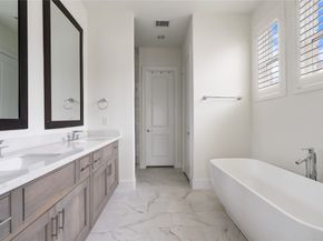 2613 Maxroy Street, Houston TX 77007