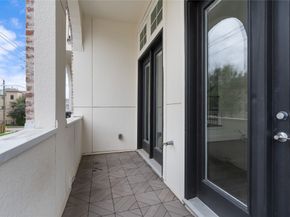 2613 Maxroy Street, Houston TX 77007