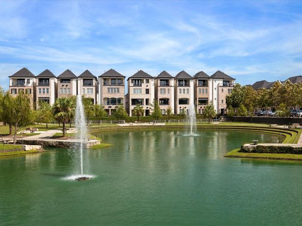 2613 Maxroy Street, Houston TX 77007