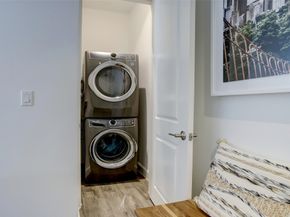 1211 Caroline Street 1001, Houston TX 77002